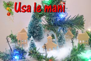 albero di natale con villaggio